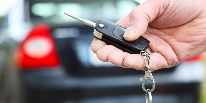 Cars in Ukraine: what is the average age of cars, trucks, and motorcycles