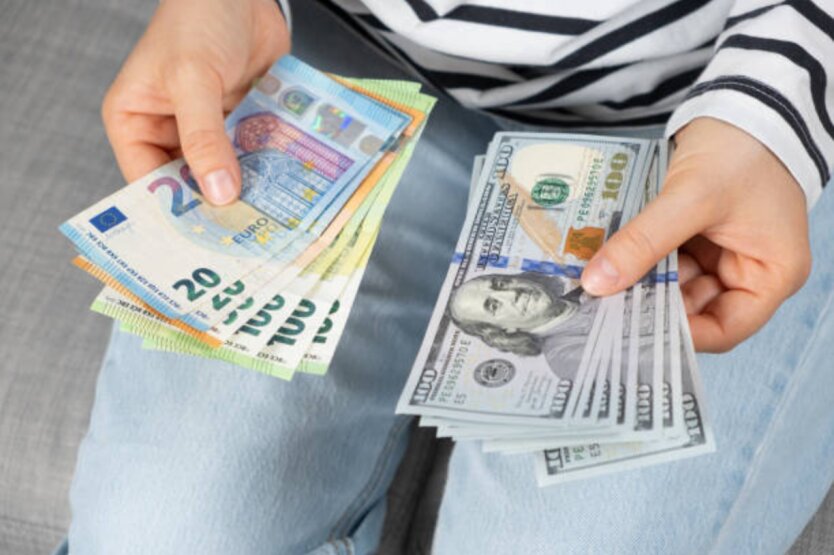 Wahania hrywien i nowy trend: NBP ustalił kurs euro i dolara na 7 lipca