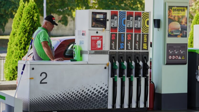 Tankstellen haben die Preise für Benzin und Diesel in der Ukraine erhöht: Autogas ist günstiger geworden
