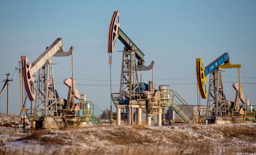 Russia's Energy Strategy: Oil Stagnation and Gas Ambitions