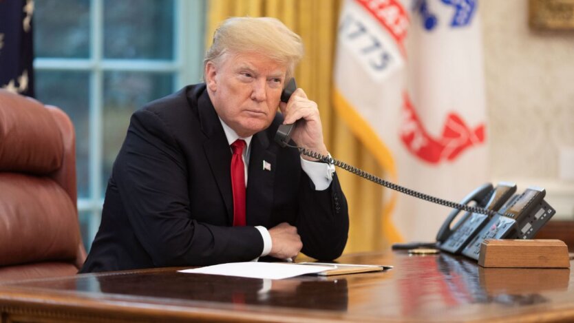 Trump makes his first foreign visit